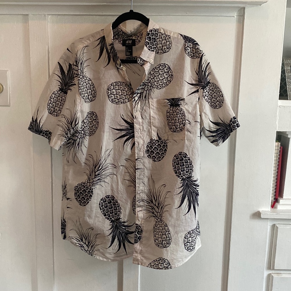 Mens pineapple button up